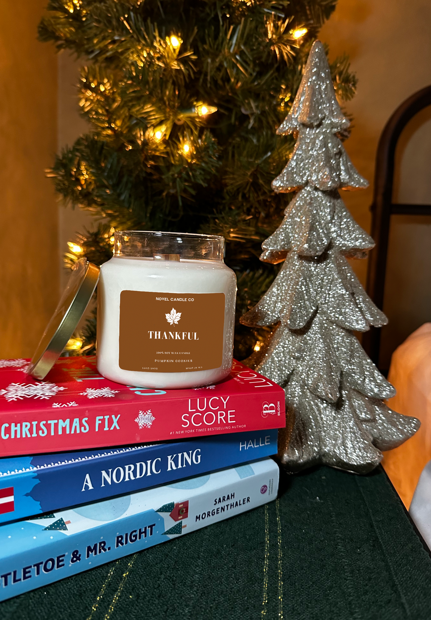 Holiday Apothecary Candle (15oz)